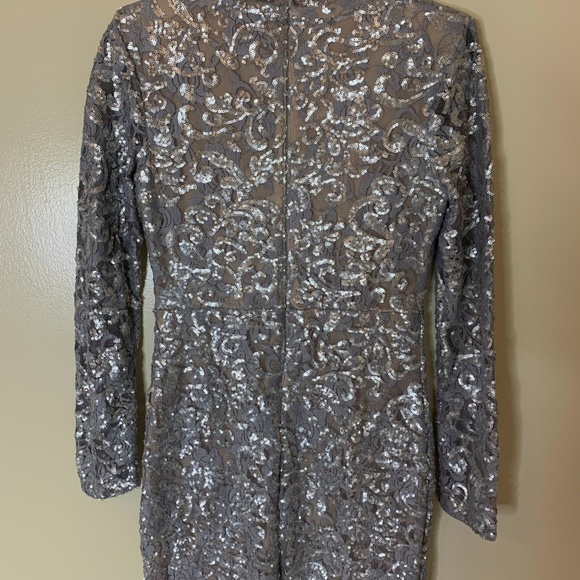 Missguided // Lace Sequined Dress - Picture 2 of 2